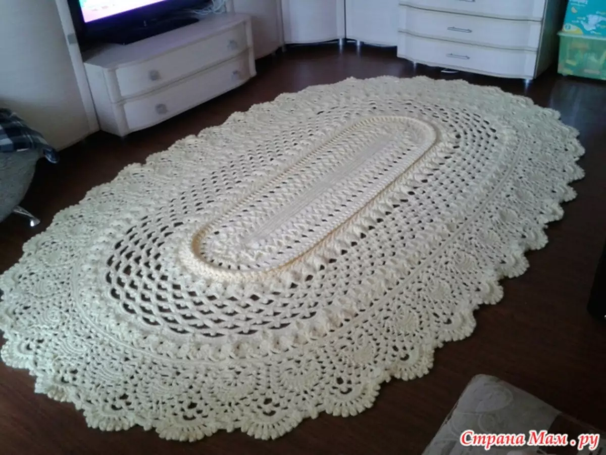 Karpét crochet di lantai: skéma pikeun nyiptakeun produk bujur