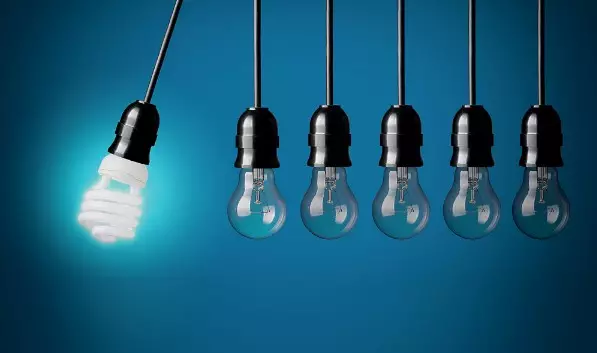 Hogyan tisztítsa meg az energiatakarékos lámpát