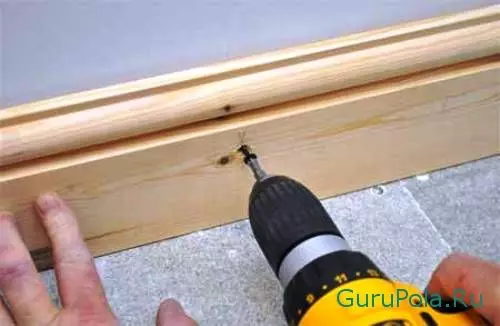 Plinto in legno: caratteristiche, vantaggi e caratteristiche dell'installazione