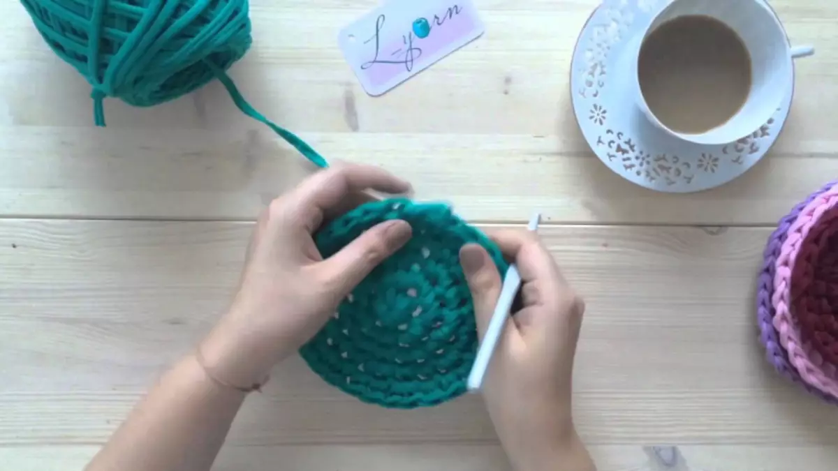 Crochet Rock: Detala majstra klaso kun skemo kaj video