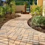 Garden tracks: What is the coating option to choose in 2019?