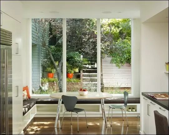 So benutzen Sie ein Fensterbrett in der Küche (65 Fotos)