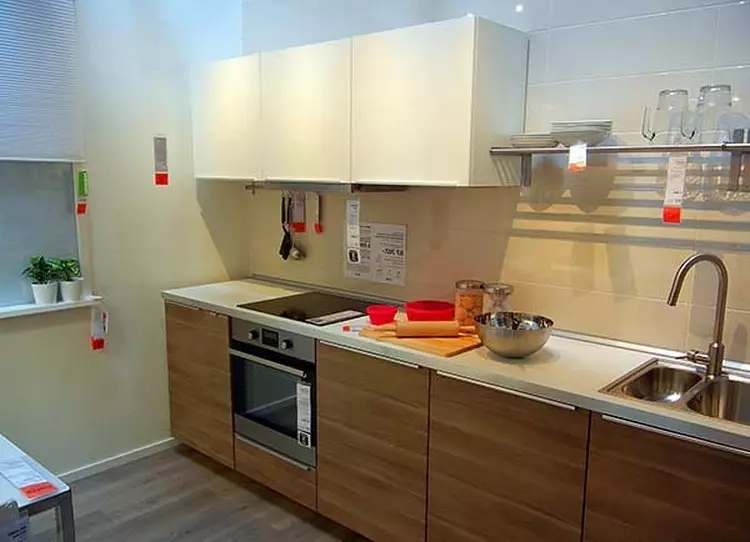 Affordable un praktiska pievilcība: virtuves Ikea jūsu mājas interjerā (36 fotogrāfijas)