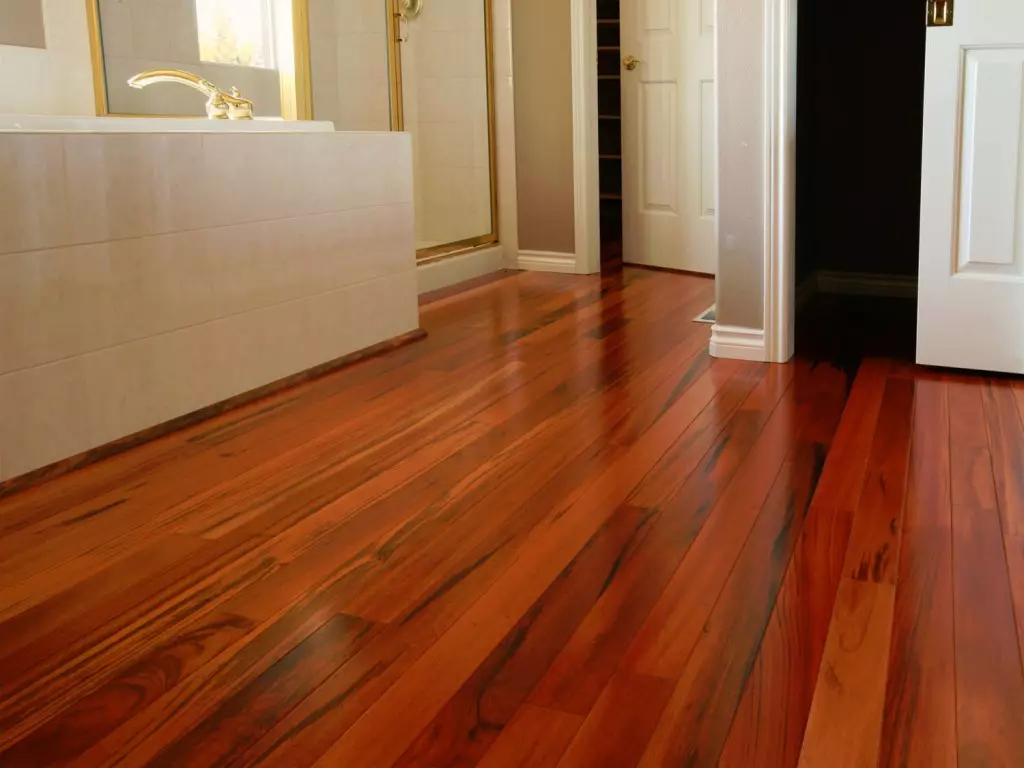 Laminate maka ime ụlọ otu esi ahọrọ