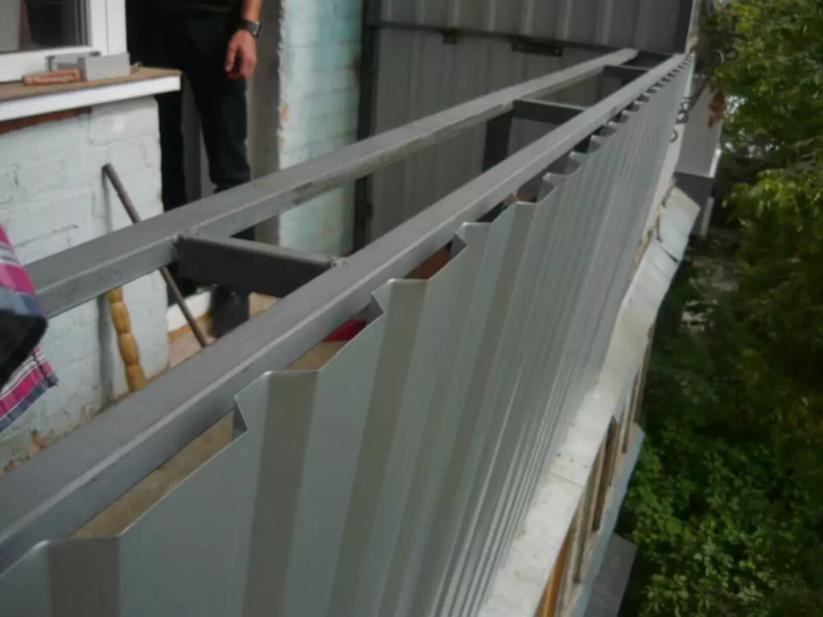 Поетапно изграждане на рамка за балкон