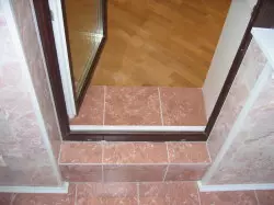 Hoe een drempel in de deuropening te maken doe het zelf