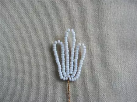 Bead Chamomile: Master Class on Weaving Field Flower