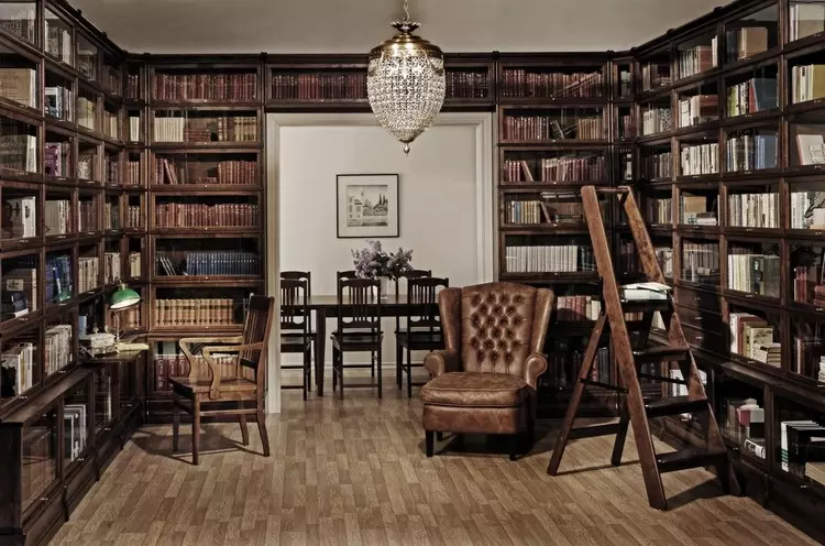 Rumah untuk buku-buku: Pengaturan Perpustakaan Utama di perumahan moden (42 foto)