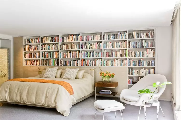 Casa per i libri: Casa Biblioteca Disposizione in un alloggio moderno (42 foto)