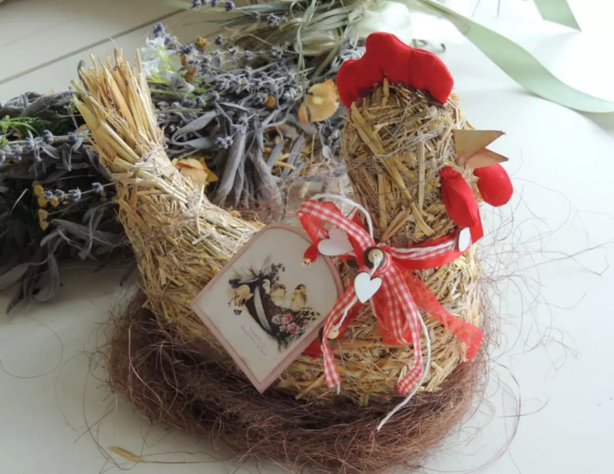 Улаан өндөгний баярын тахианы Crochet: Schemes болон тодорхойлолт бүхий мастер анги