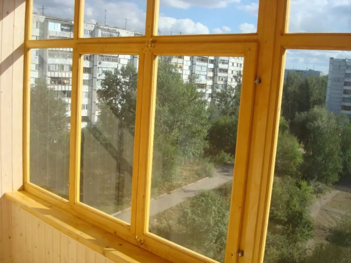 Балкон у Хрусхцхевки Урадите то сами: корак по корак упутства