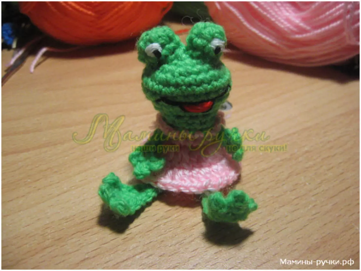 Fingering Antzerkia Crochet: Master Class Argazki eta bideoarekin