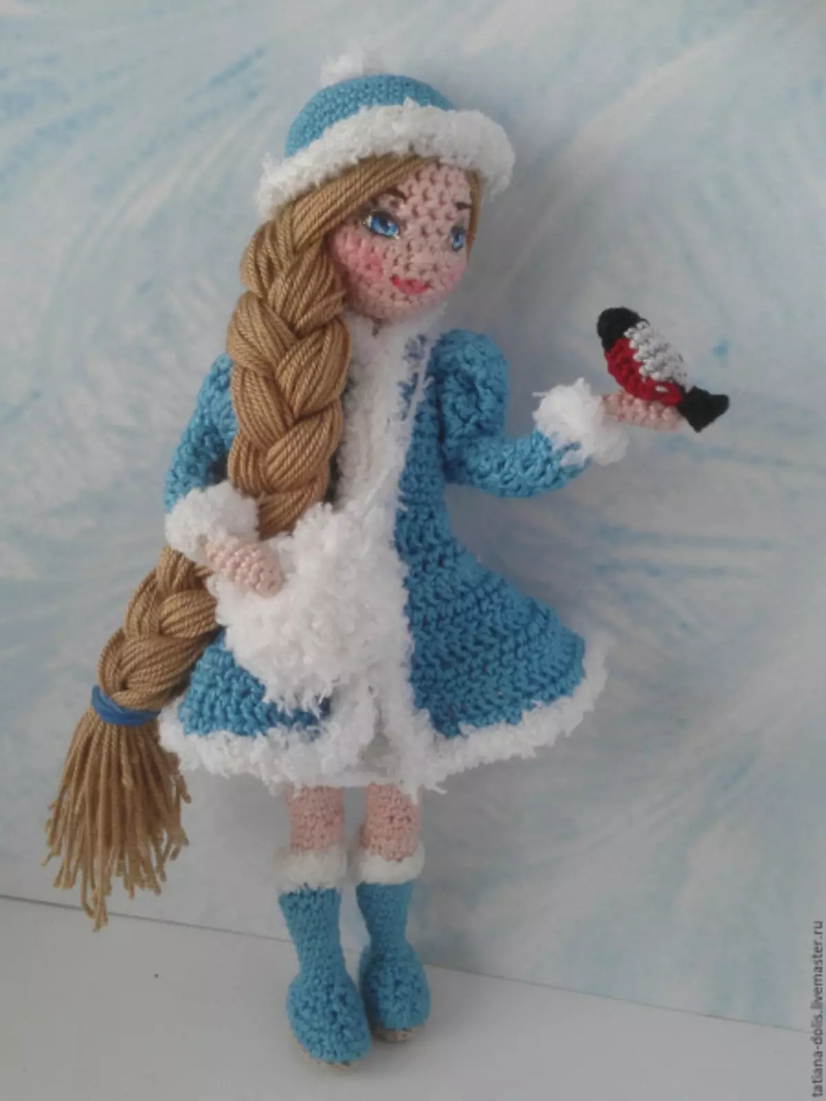 Crochet Snow Maiden: ថ្នាក់មេជាមួយគ្រោងការណ៍និងការពិពណ៌នា