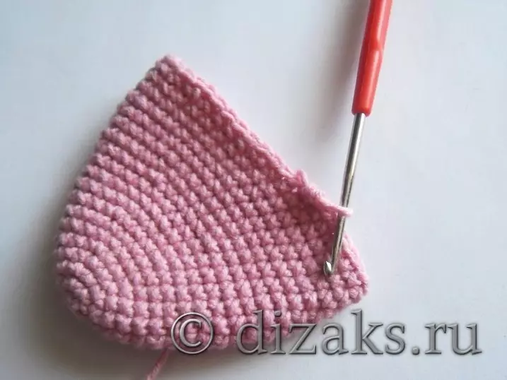 પ્રારંભિક માટે એક પગલું દ્વારા પગલું વર્ણન સાથે crochet knitting