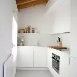 Interiør af et lille køkken 6 kvm