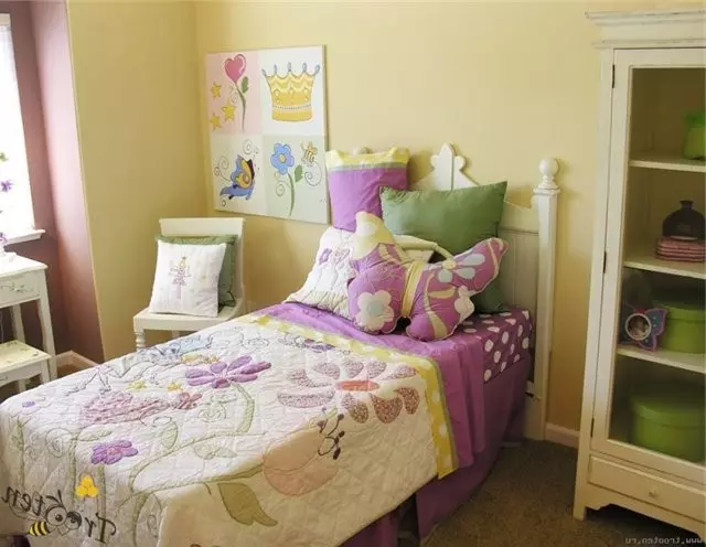 Kā izmantot tekstilmateriālus interjerā bērnu istabā (29 fotogrāfijas)