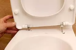 كيفية إصلاح غلاف المرحاض