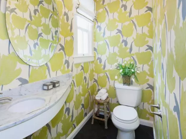 Wallpaper toilet design