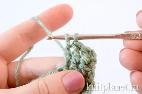 Kolom dengan crochet di loop udara: skema dengan foto dan video