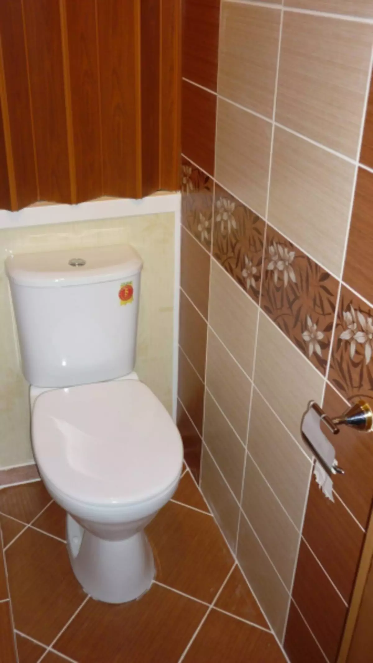 Popravak i dizajn WC-a u Hruščov (55 fotografija)