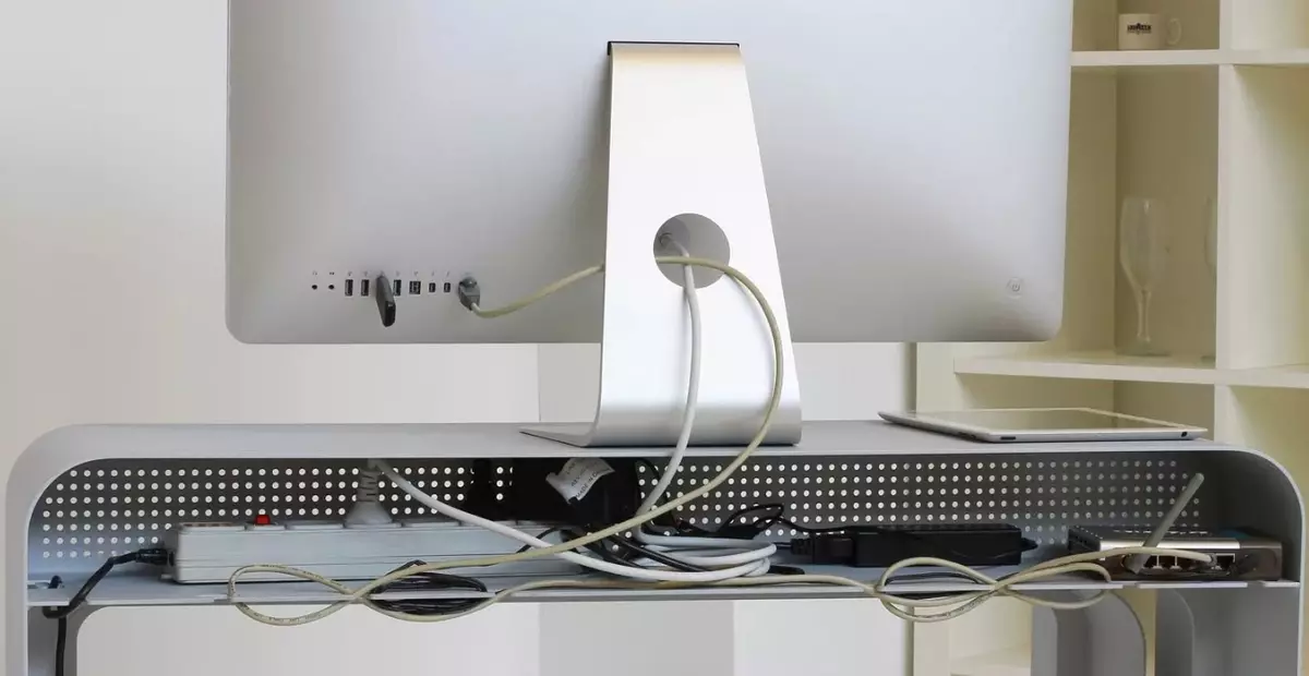 ¿Cómo ocultar los cables en el apartamento? [Opciones de presupuesto]