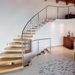 Features of modern stairs: species, design and interesting style solutions