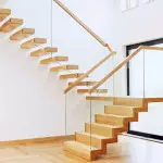 Features of modern stairs: species, design and interesting style solutions