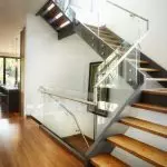 Características de las escaleras modernas: especies, diseño e interesantes soluciones de estilo.