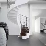 Características de las escaleras modernas: especies, diseño e interesantes soluciones de estilo.