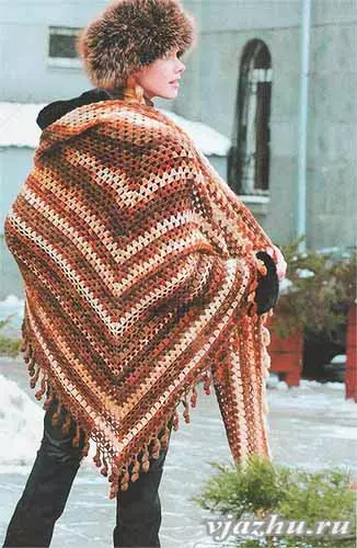 Triangular Crochet Shawl ine chirongwa uye tsananguro yeVatambi