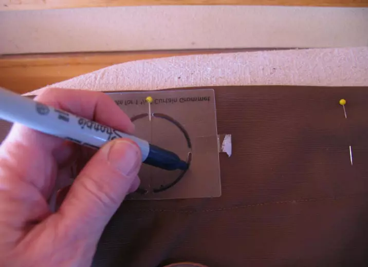 Πώς να ράψετε κουρτίνες στα chamoirs: λεπτομερείς οδηγίες για αρχάριους