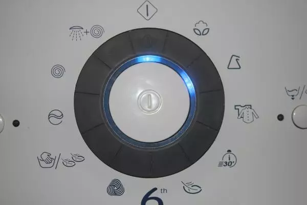 Iconos en la lavadora, modos y decodificación.
