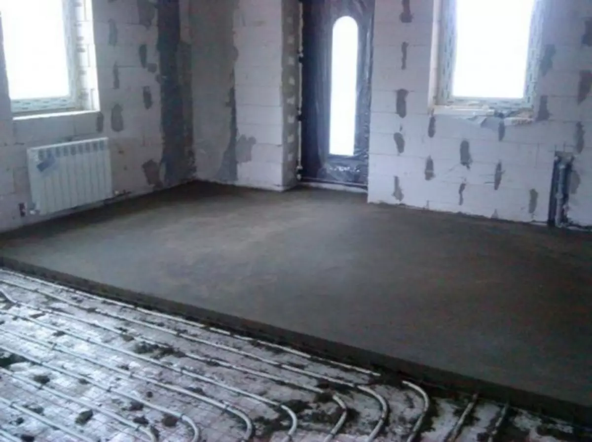 Screed Floor: X'inhu niexef aħjar jew imxarrab