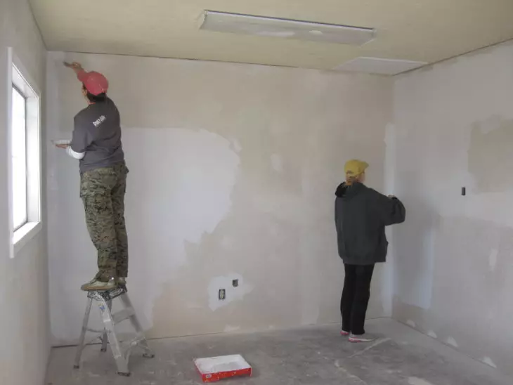 Primer for walls under painting with your own hands, the benefits of using the material
