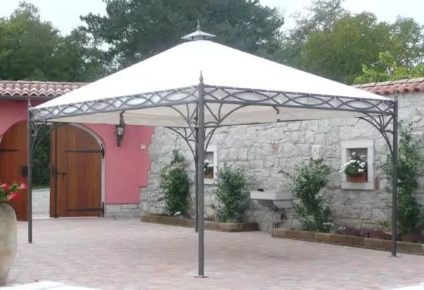 Gazebo z metalowej rury z własnymi rękami