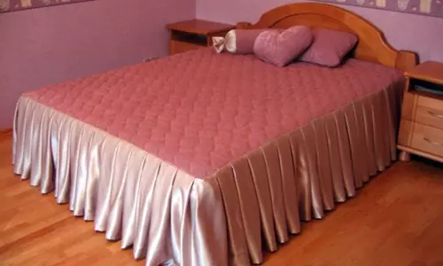 Hogyan kell varrni az ágyat az ágyra