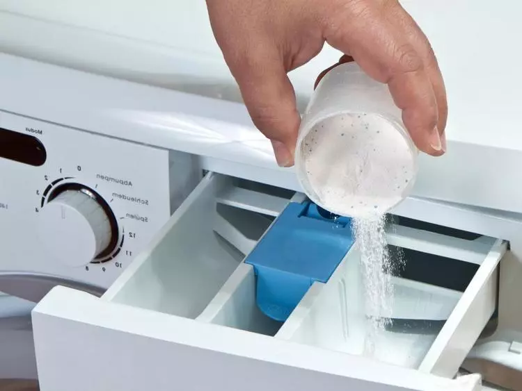 Welk poeder is beter om te kiezen voor een wasmachine-machine?