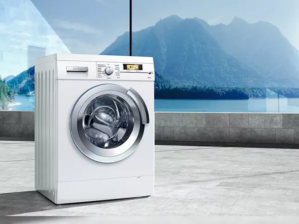 Naprava in načelo delovanja stroja za pranje