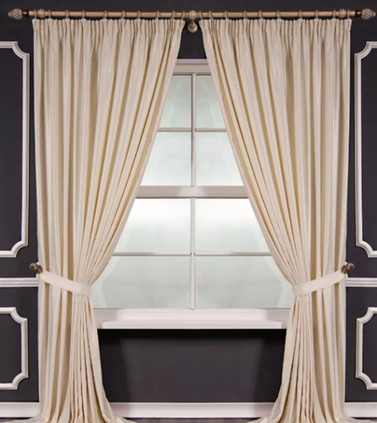 デザイナーはアドバイス：軽いチュールとダークカーテンで部屋を配置する方法
