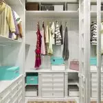 如何规划衣柜房间：选择一个配置，位置和不寻常的想法（+160张照片）