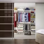 Kako določiti garderobo