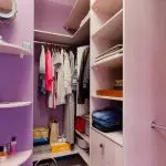 Depolama odasından bir giyinme odası nasıl yapılır: Düzenlemenin fikirleri | +50 fotoğraf