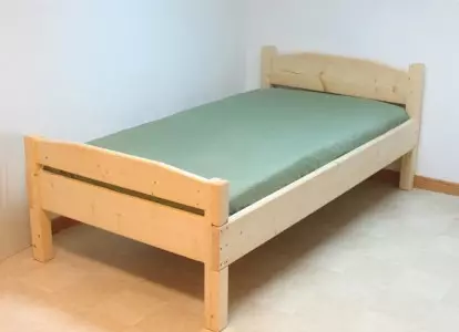 用自己的手製作床