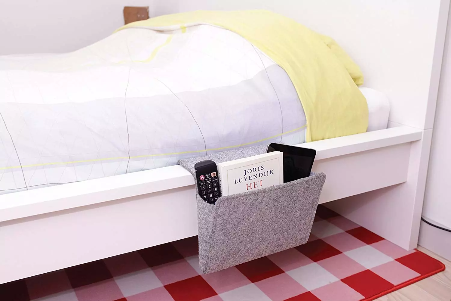 Túi vải: Tổ chức phòng ngủ nhỏ tuyệt vời