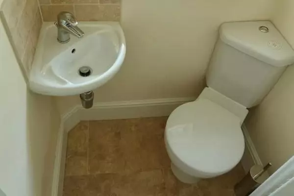 Venkovní toaleta