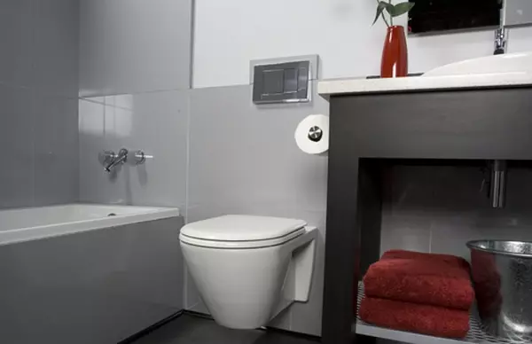 WC, jossa on piilotettu säiliö