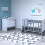 Kā bērnu gultiņa krāsa ietekmē mazuli?