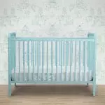 איך צבע המיטה התינוק משפיע על הילד?