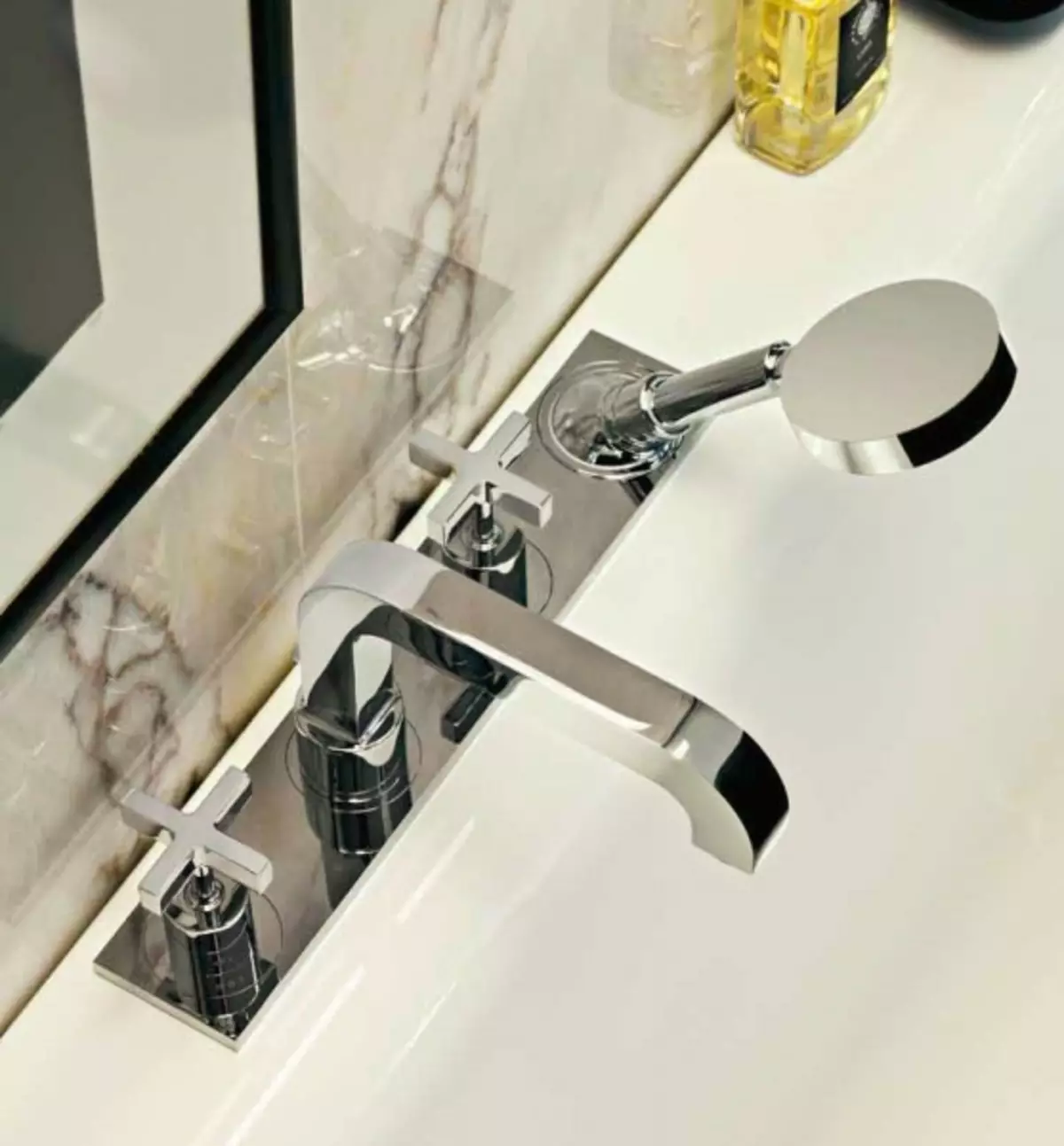 Bath Mixer: Convenience and Unsurpassed Style