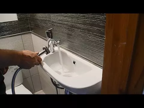 Conchas pequeñas en el baño.